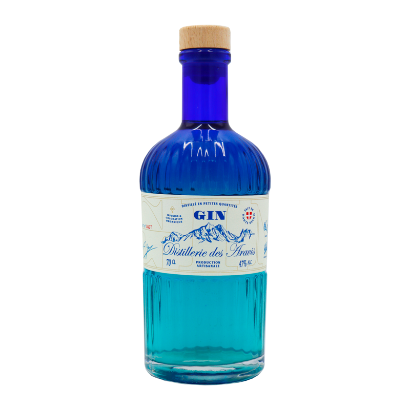 Bouteille de gin de la Distillerie des Aravis.